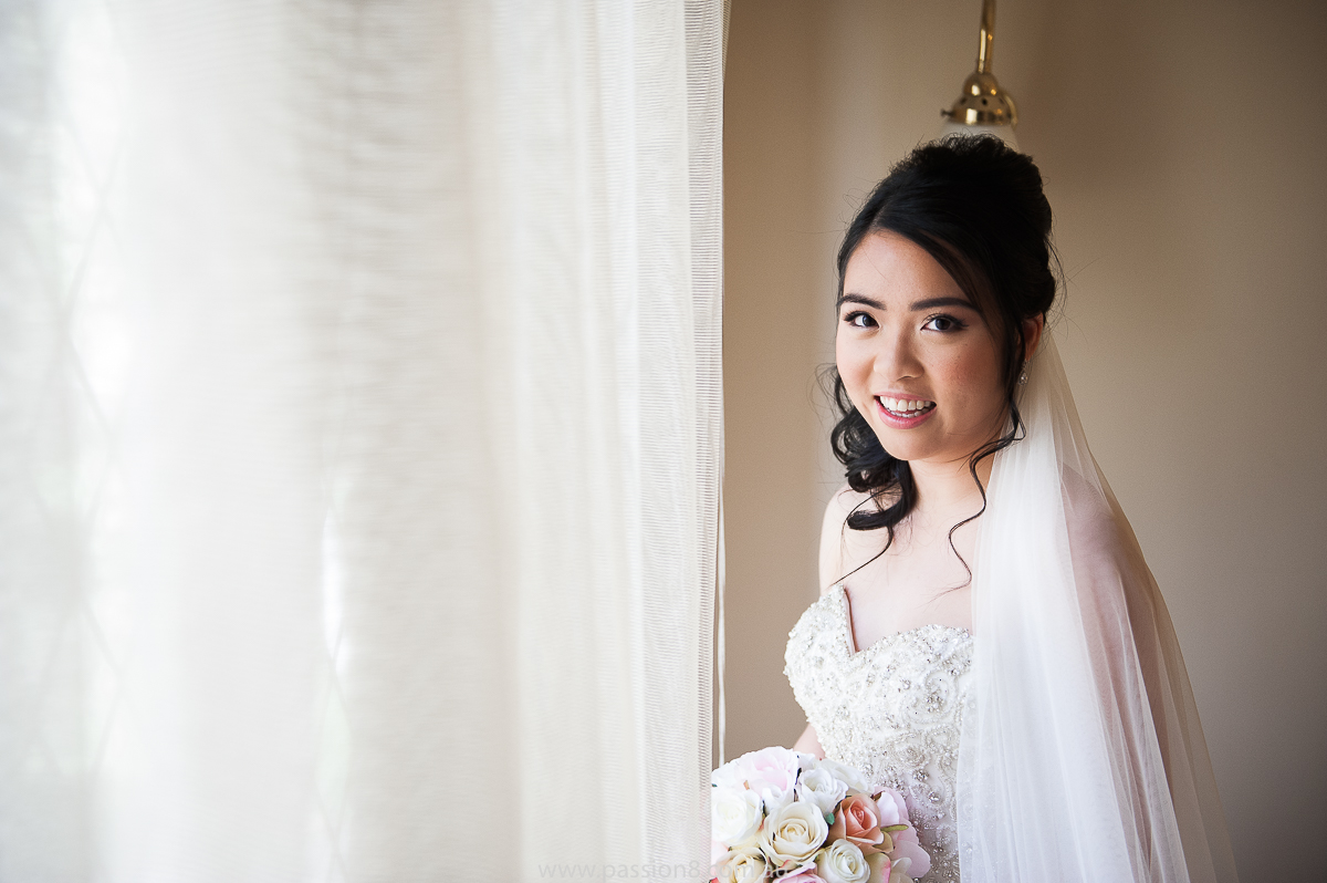 Wedding fun Elizabethan Lodge bride