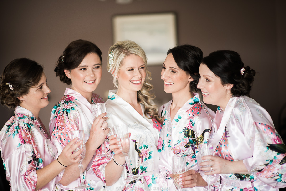 Wedding at Elizabethan Lodge girls
