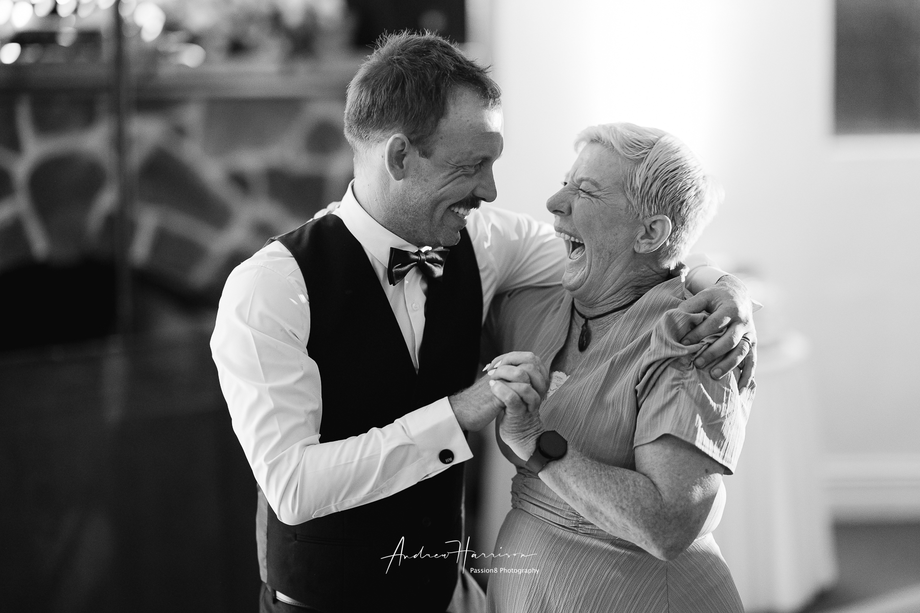 mum son dance